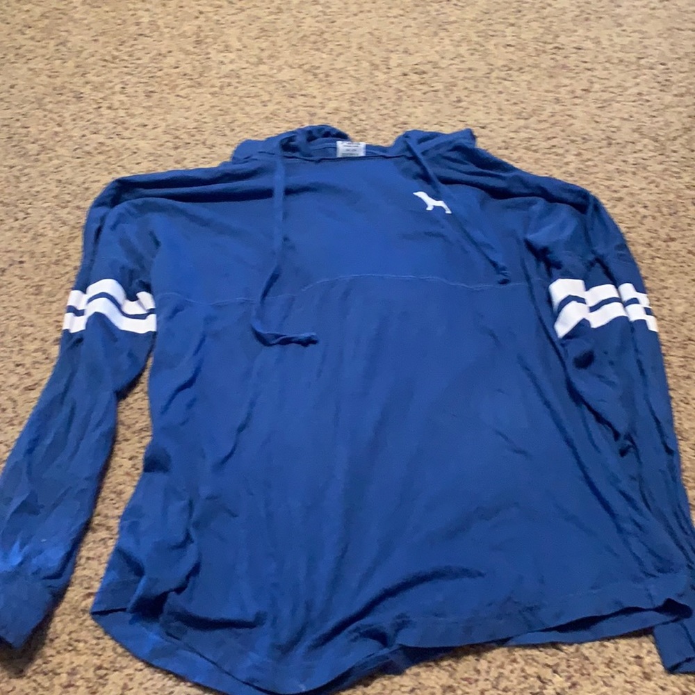 Women’s Victoria Secret pink sweatshirt